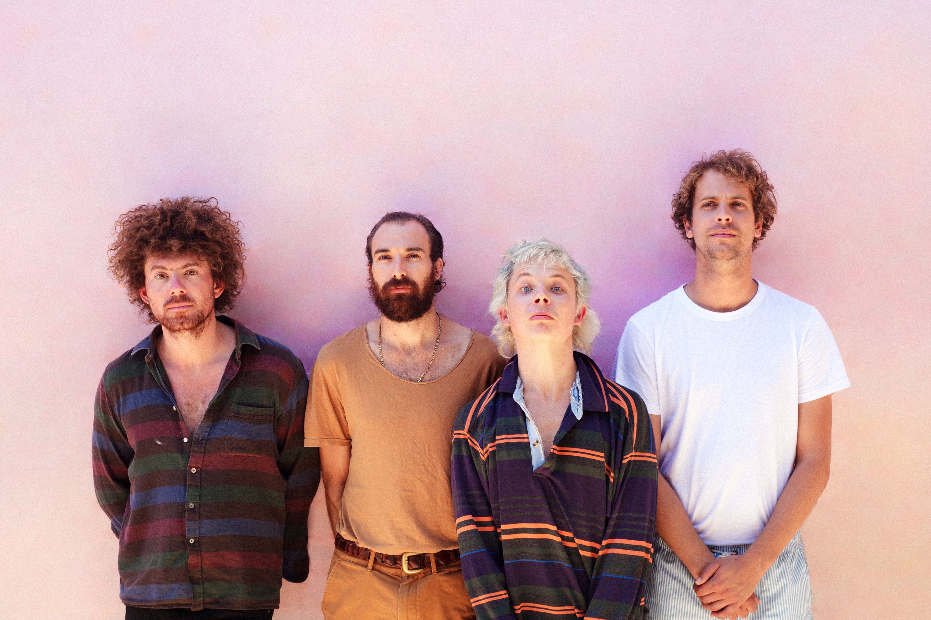 Pond estrena nuevo videoclip en formato Super 8 | Garaje del Rock