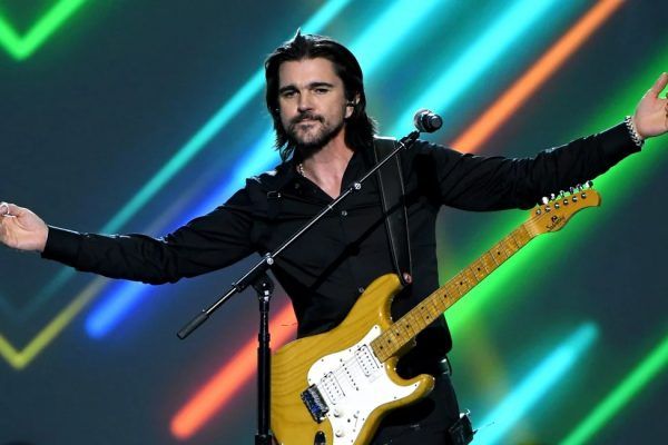 Juanes gana el premio a "Mejor Álbum Pop/Rock" en lo Latin Grammy 2021