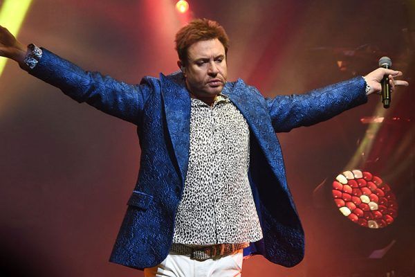 Simon Le Bon reconoce que la banda pedía drogas a través de servicio de habitaciones