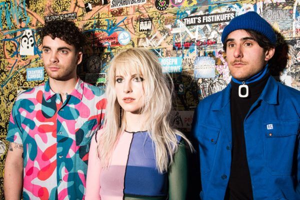 Paramore sobre su nuevo álbum: No necesariamente es un "disco emo"