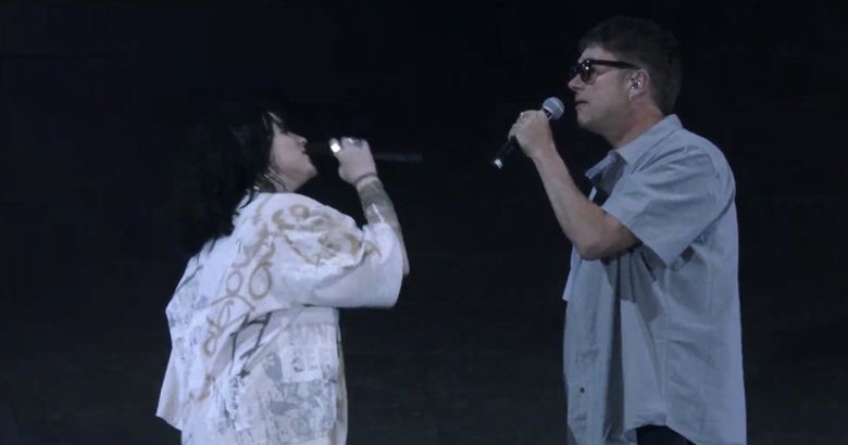 Mira a Billie Eilish cantar junto a Damon Albarn "Feel Good Inc." de Gorillaz en Coachella
