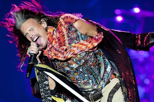 Steven Tyler de Aerosmith vuelve a recaer en el alcohol y entra de nuevo en tratamiento