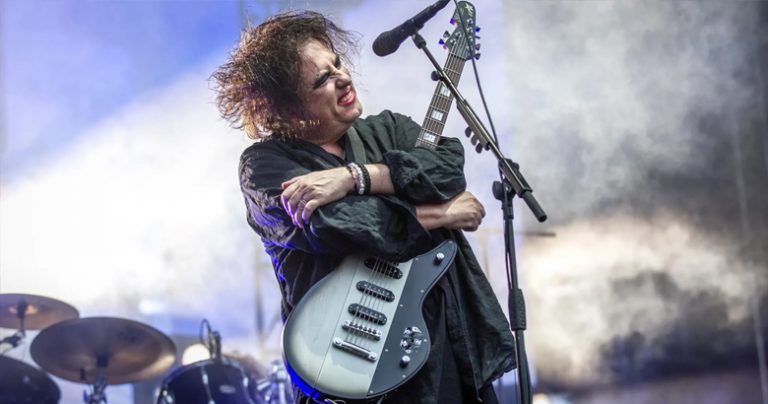 Robert Smith Confirma Cuándo Lanzarán El Nuevo álbum De The Cure Y