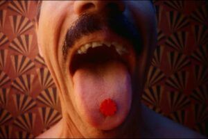 Red Hot Chilli Peppers estrena Tippa My Tounge